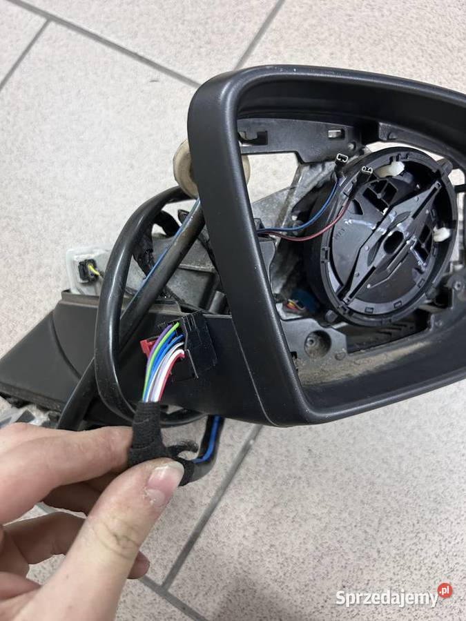 Lusterko przednie prawe vw sportsvan 517857502 osobowe sprzedam