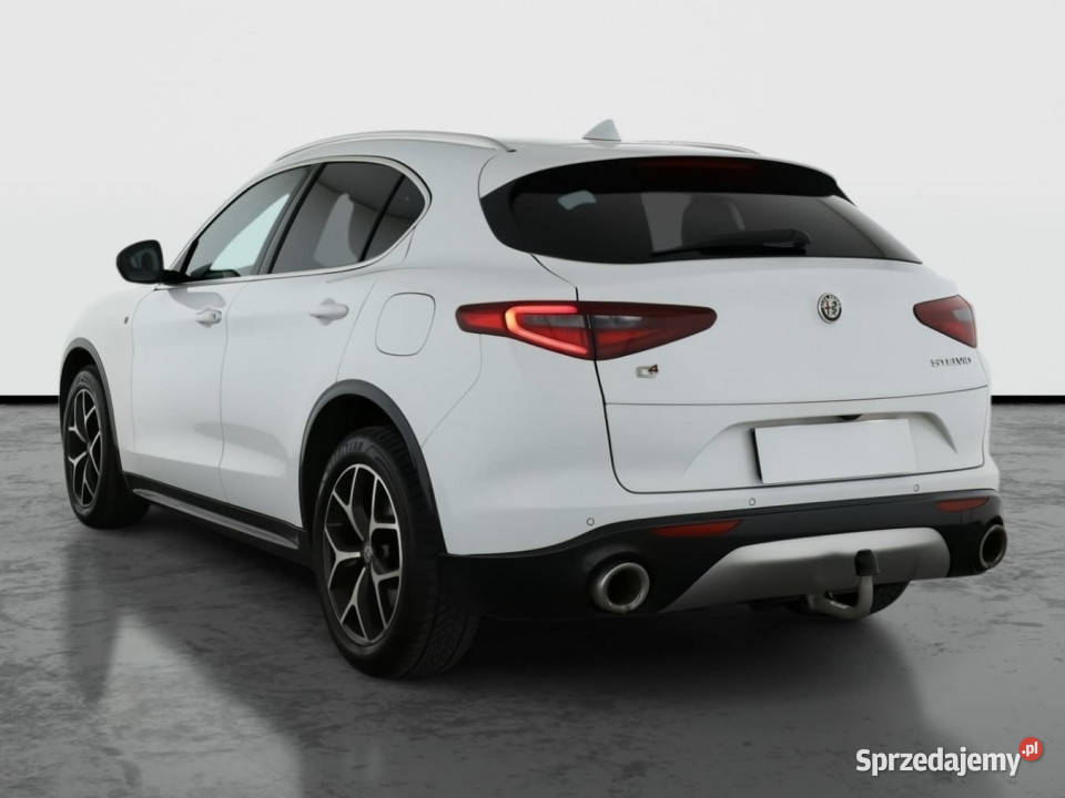 Alfa Romeo Stelvio 20 Turbo Q4 asystent pasa ruchu Katowice