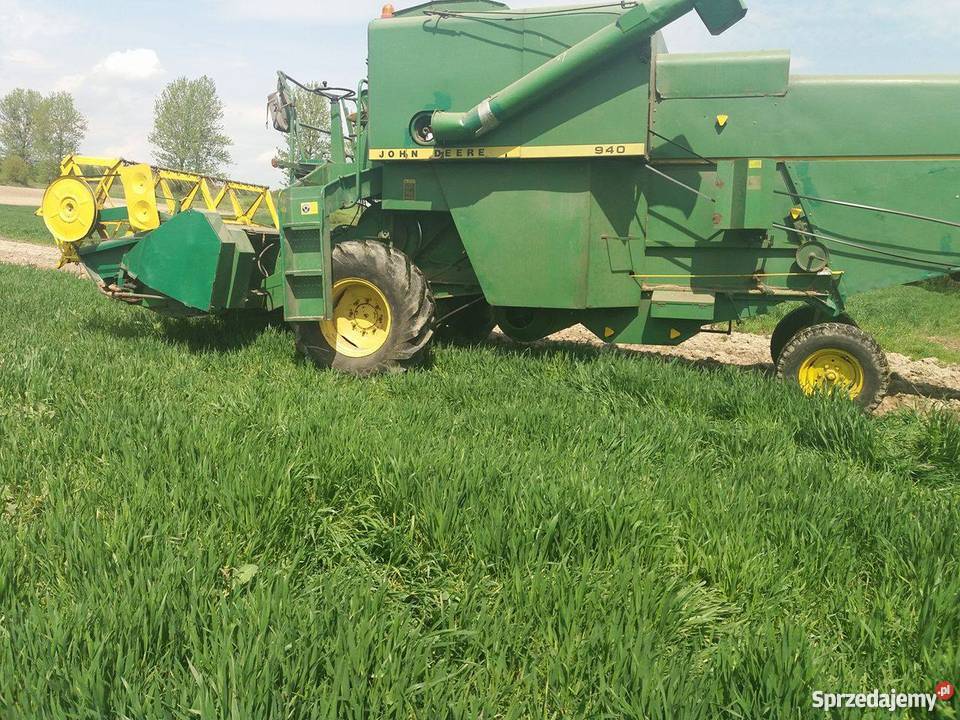 JOHN DEERE 940 z sieczkarnią John Deere