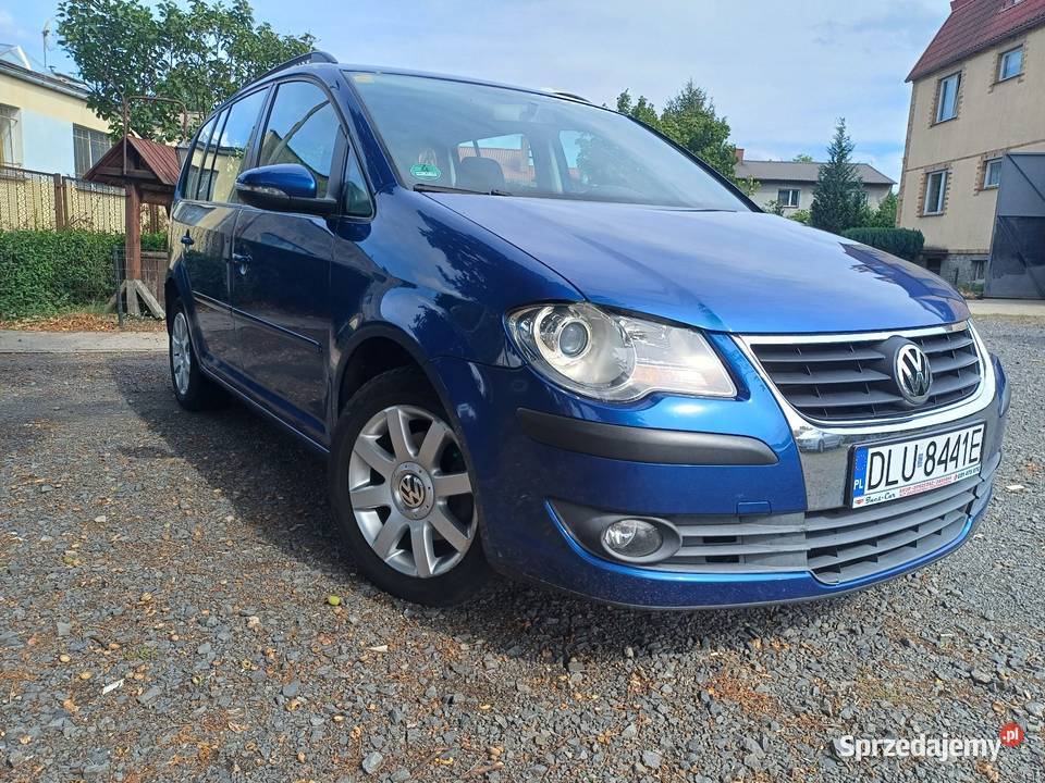 VW Touran LIFT 19 TDI 105 2009r klima Webasto klimatyzacja Lubin