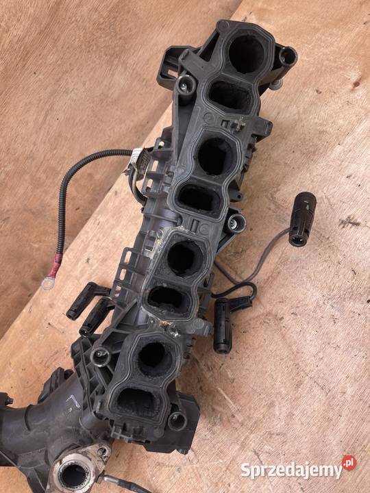 Kolektor BMW E90 F10 F20 F30 bez klapek 318D osobowe Stalowa Wola