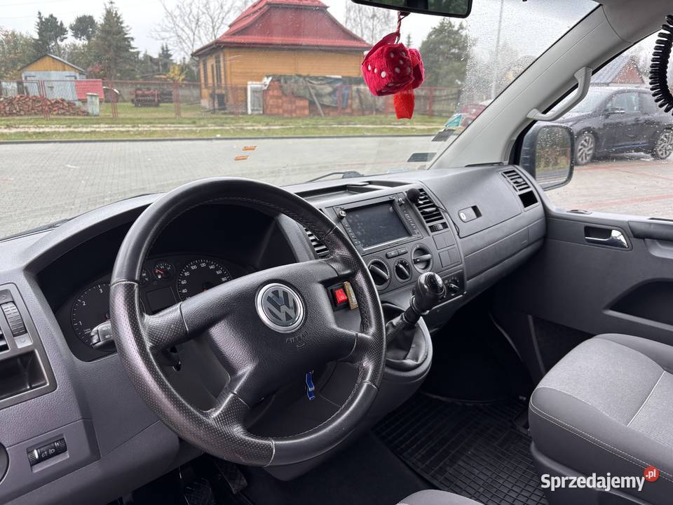 Volkswagen Multivan 25TDI 2007 Salon Polska Pionki