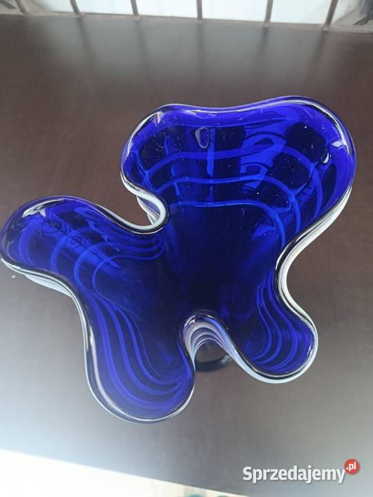 Wazon kobaltowy w oplocie ZHorbowego mazowieckie