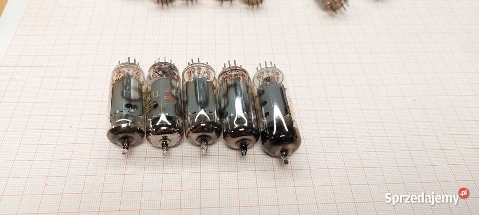 Lampa ECH81 4 A855 śląskie Czechowice-Dziedzice