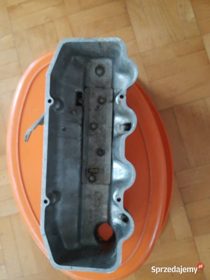 Pokrywa zaworów polonez fso Dębica
