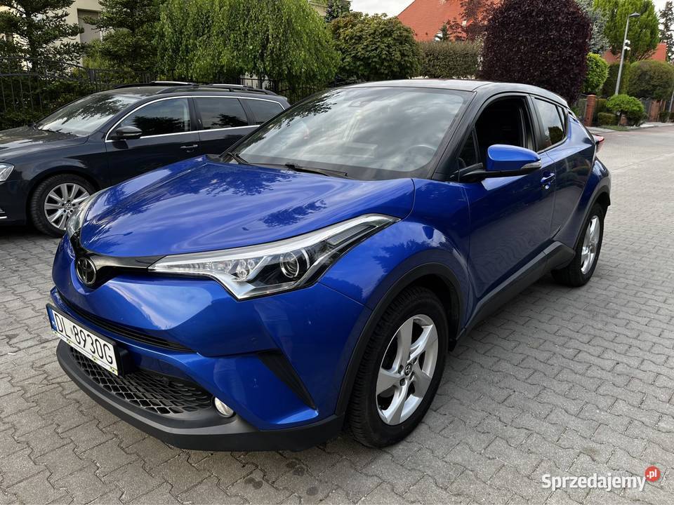 Toyota CHR salon Polska światła do jazdy dziennej Legnica