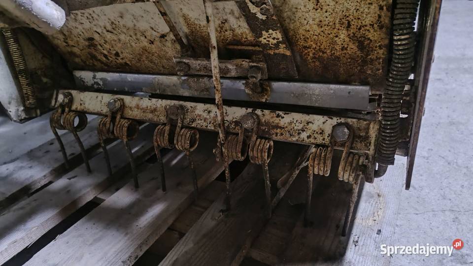 Siewnik Do Trawy Nasion Spalinowy Napęd Kowale Pańskie sprzedam