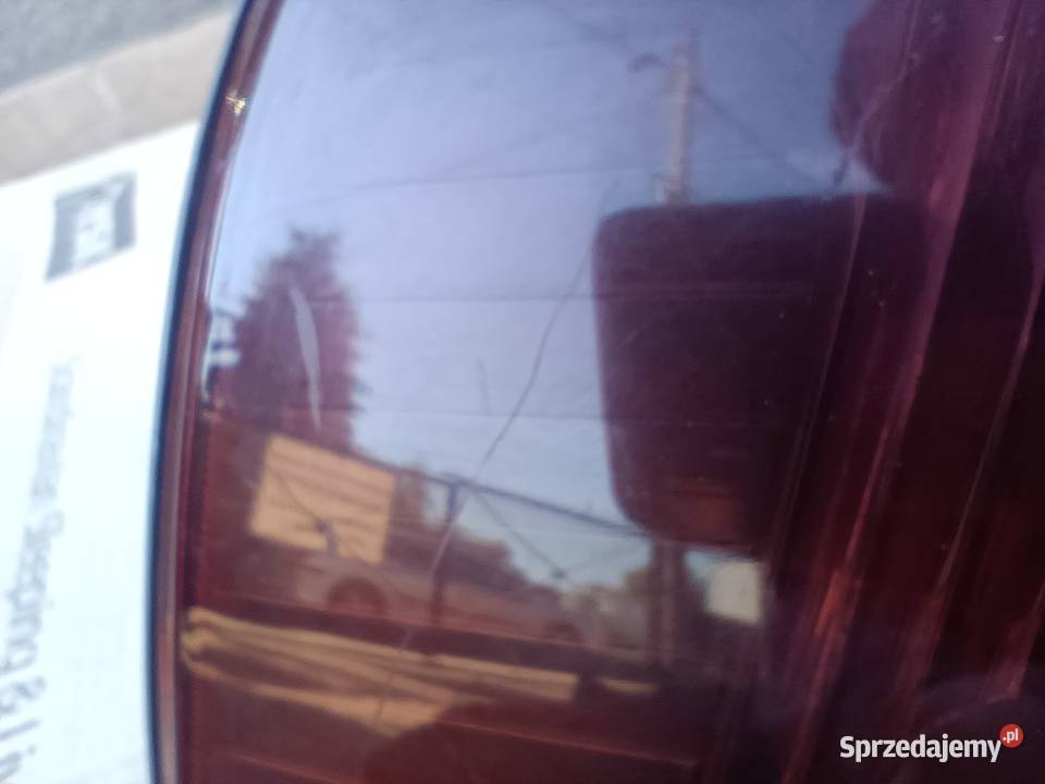 Toyota Yaris 1 I fl Lift Lampa prawy tył prawa osobowe śląskie