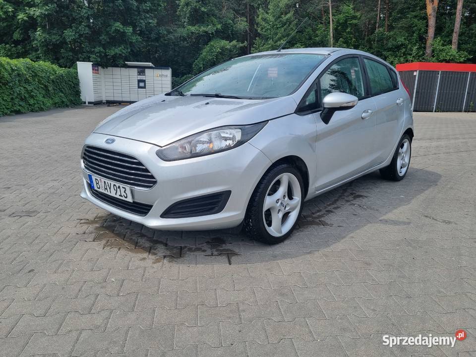 Sprzedam Ford Fiesta Rok produkcji 2015 Fiesta Kowala Pierwsza