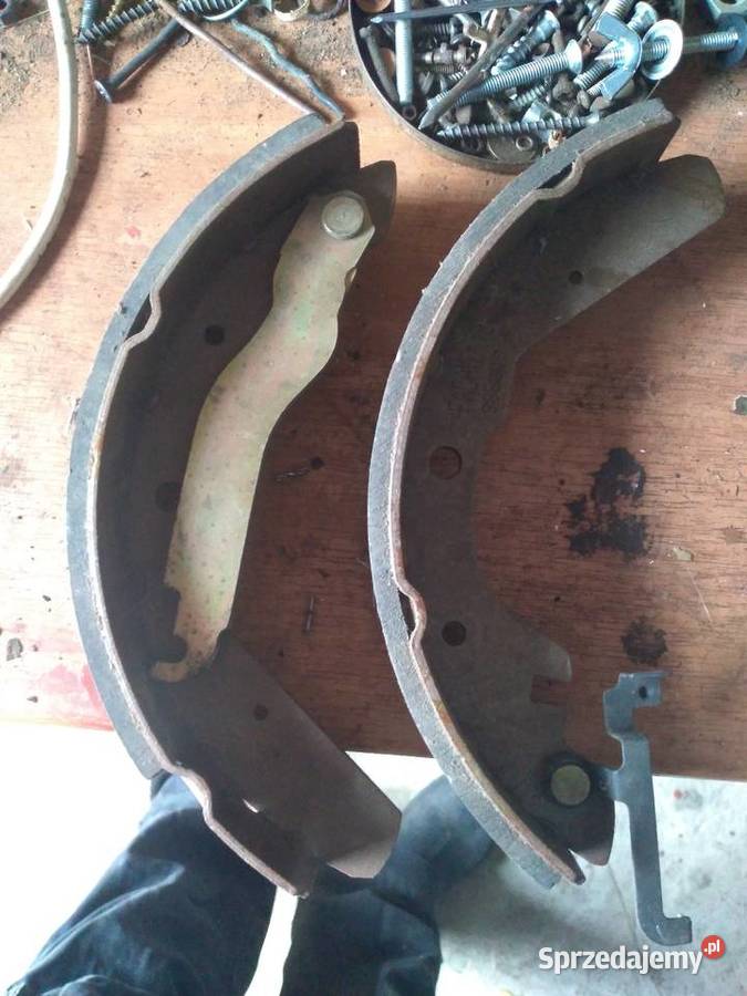 szczęki hamulcowe tył land rover freelander Rok produkcji 2001 Biszcza