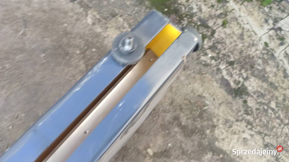 nowa wysoka osłona do piły poprzecznej czopiarki Kłodawa