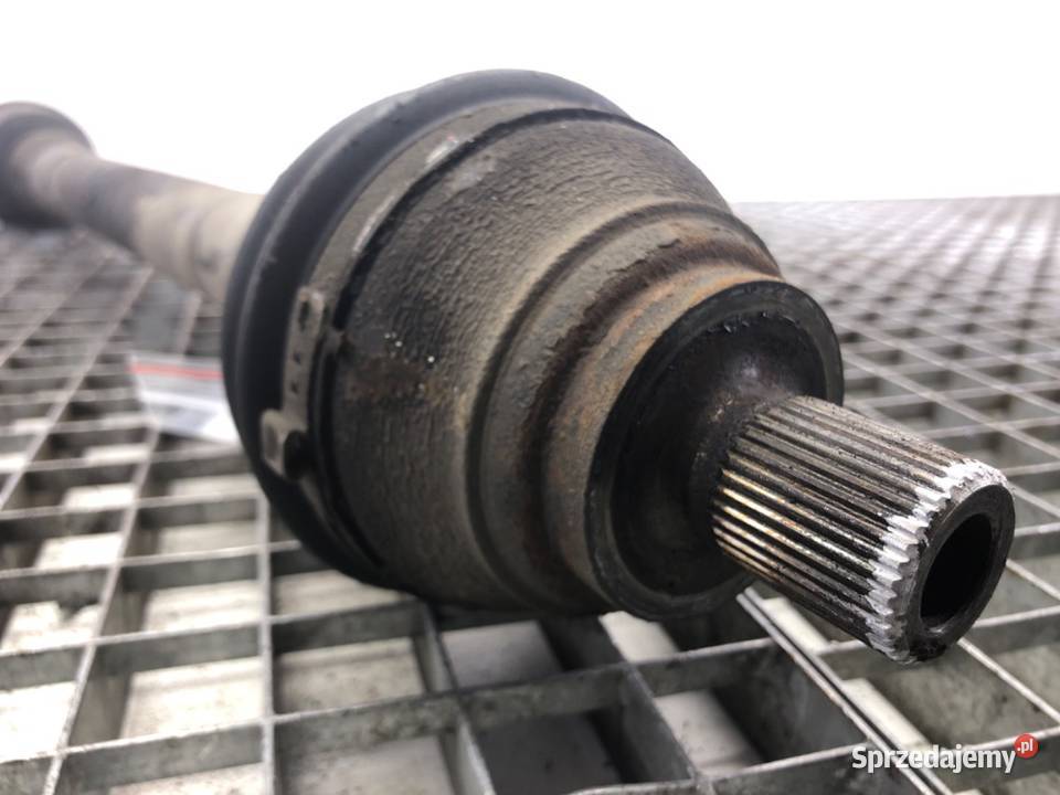 PÓŁOŚ PRAWY PRZÓD VW GOLF V 19 105 0709 PRZEGUB