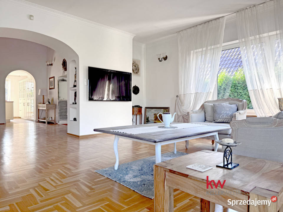 sprzedaży domu wolnostojącego 280m2 Janów śląskie