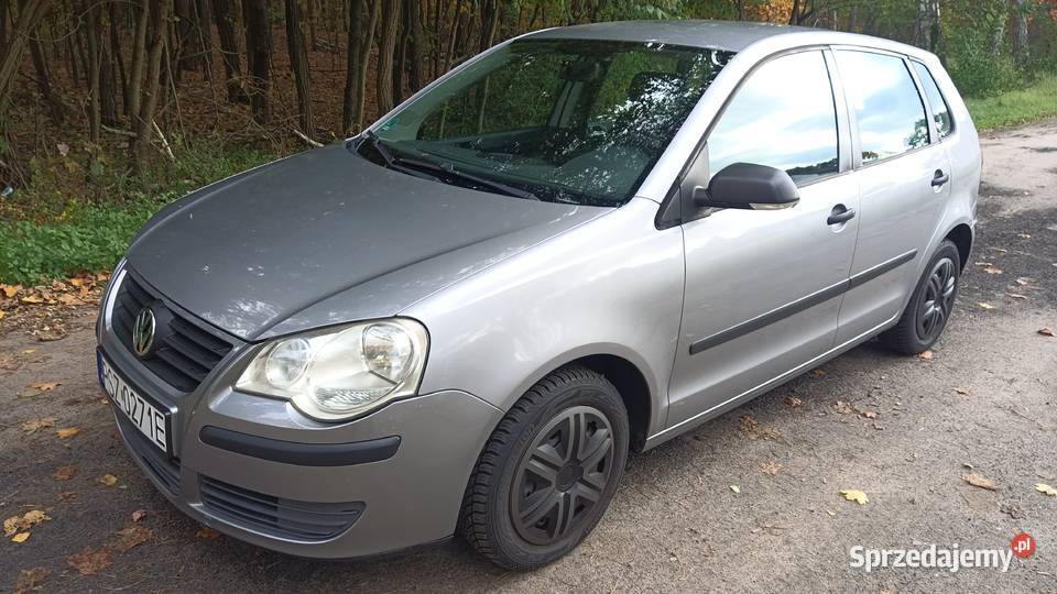 Volkswagen polo 5 drzwi zarej ubezp niski 136 Wronki