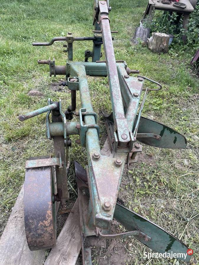 Pług dwuskibowy UNIA GRUDZIĄDZ nieuszkodzony Furmany