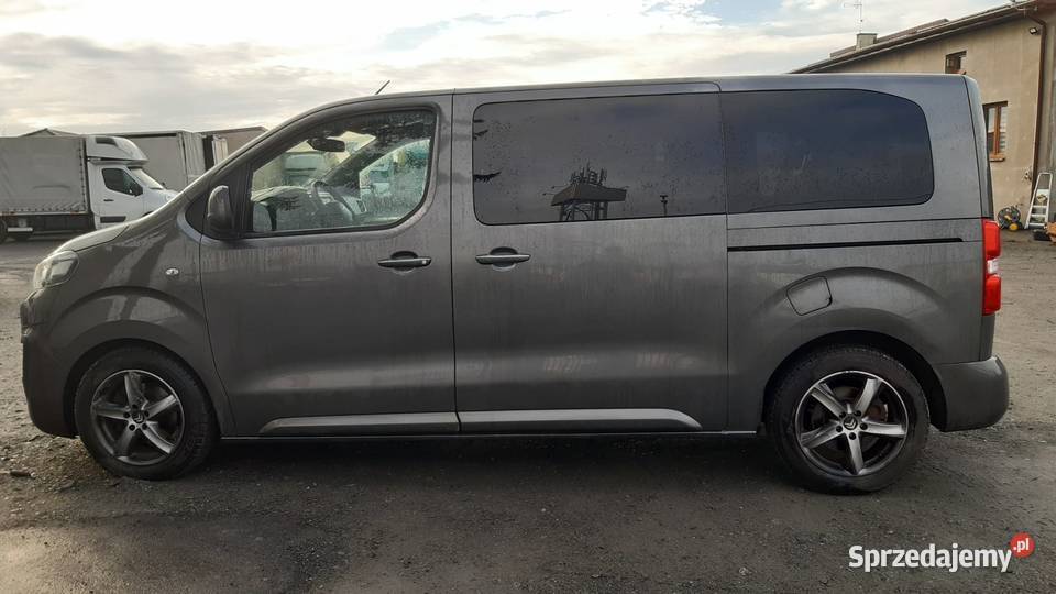 Jumpy traveller 8os Salon elektryczne drzwi