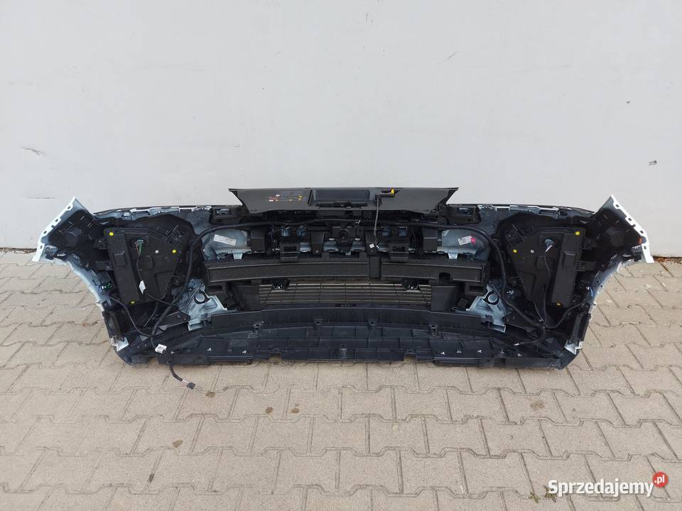 RENAULT Scenic ETech V 5 Zderzak przód kompletny