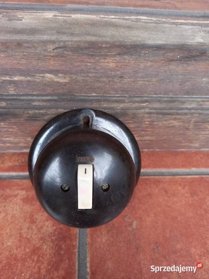 Stare wyłączniki instalacyjne PRL vintage loft Włączniki i ściemniacze Rawicz