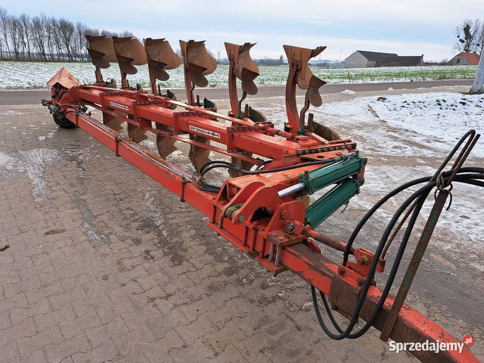Pług półzawieszany Kverneland PB 6 skib Piecewo