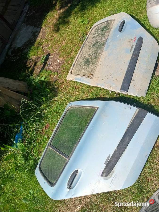Renault Clio 2 częściklapa drzwi Miechów sprzedam