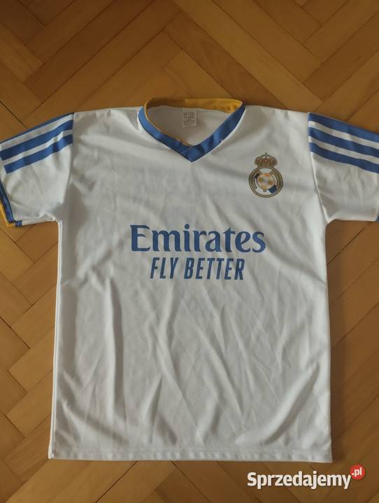 Sprzedam koszulkę sportową z napisem Benzema 9 Łuków sprzedam