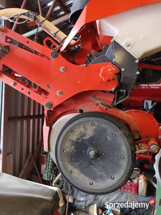 Sprzedam siewnik do kukurydzy Kuhn Siewniki i sadzarki Oława sprzedam