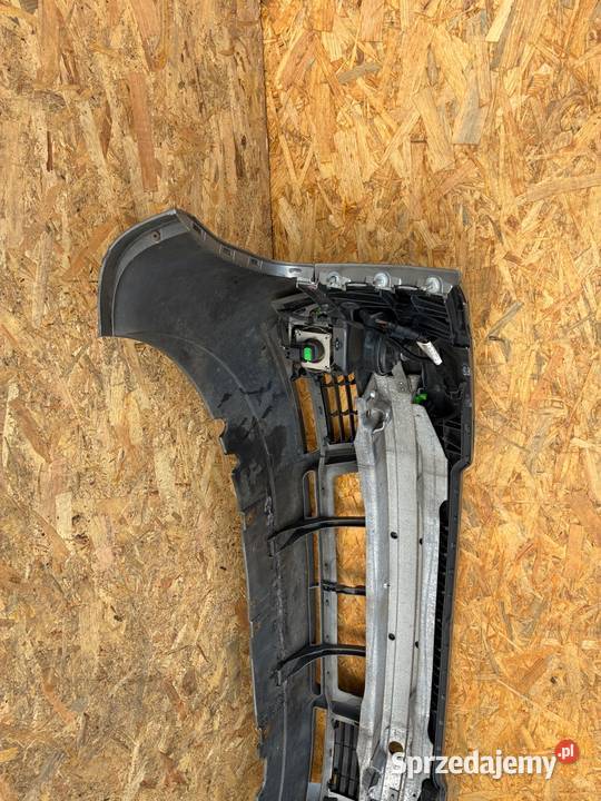 Audi A4 B6 ZDERZAK PRZÓD PRZEDNI HALOGEN Słowikowo