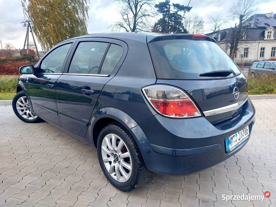 Opel Astra Edition 18 Benzyna 140 Bi Xenon Dzierżoniów