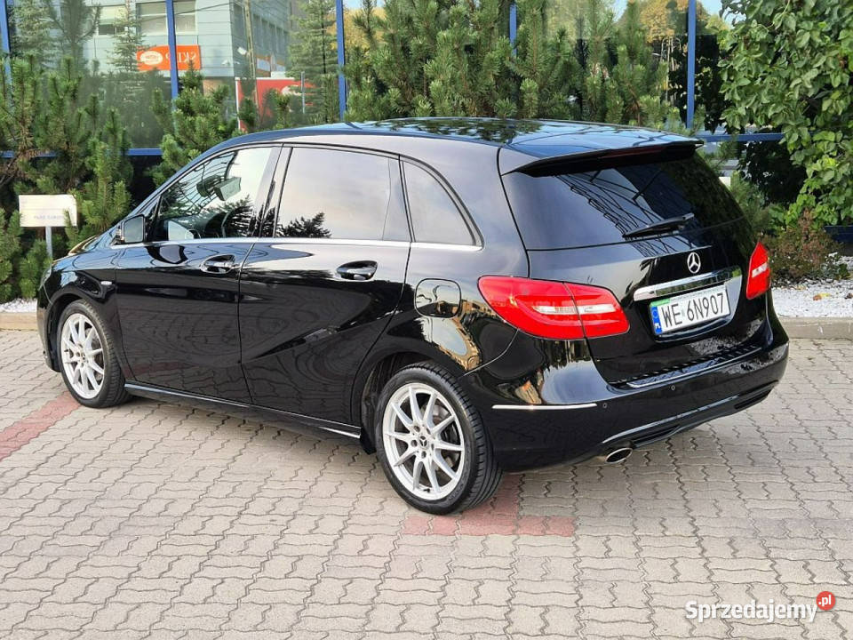 Mercedes B 180 zadbany GWARANCJA nawigacja centralny zamek Mercedes-Benz