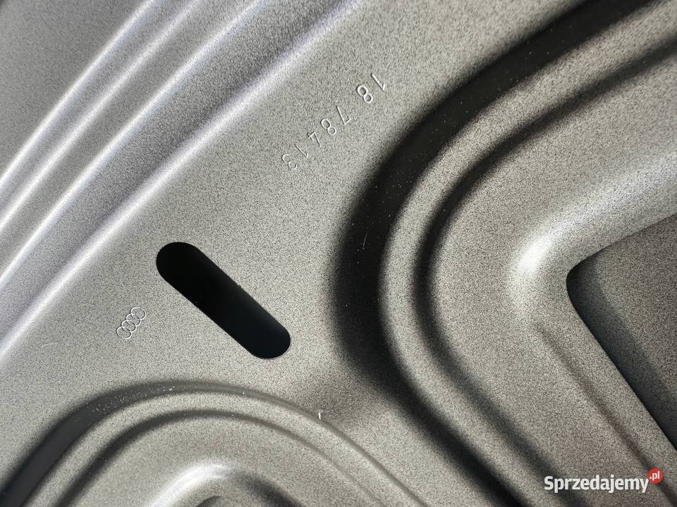 MASKA AUDI A5 S5 RS5 8W6 POKRYWA SILNIKA A5 Mirsk