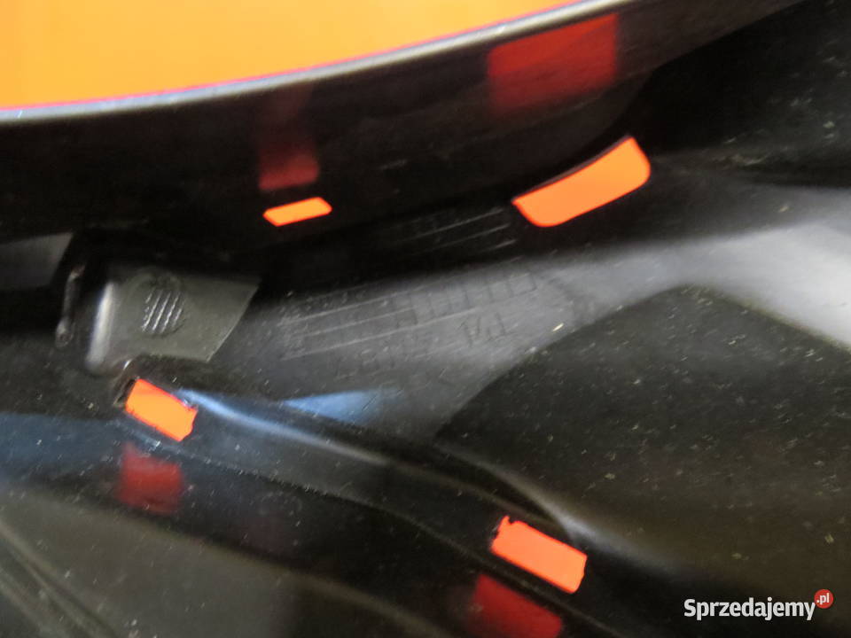 PIAGGIO FLY VESPA 50 125 CZACHA CZASZA OWIEWKA Warszawa