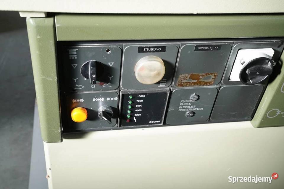 Frezarka dolnowrzecionowa SCM T130