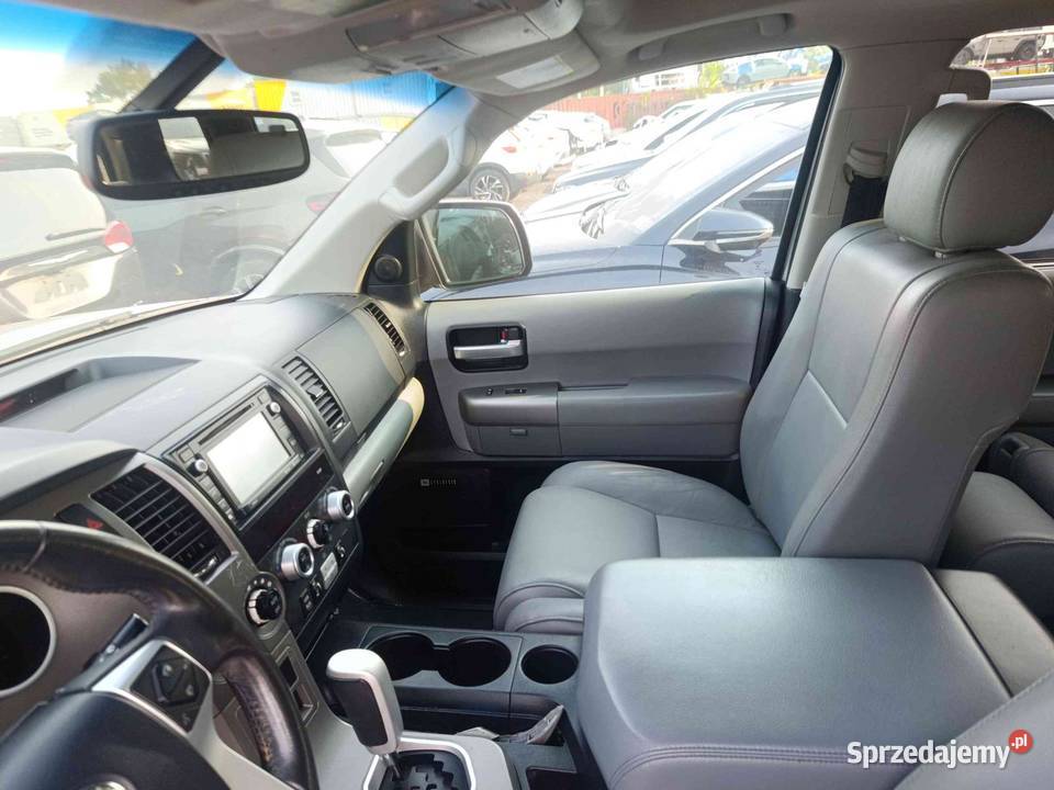 Toyota Sequoia 2016 limited w transporcie Samochody osobowe Warszawa