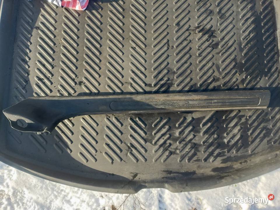Osłona progu wewnętrzna lewy przód Alfa Romeo osobowe Szczecin