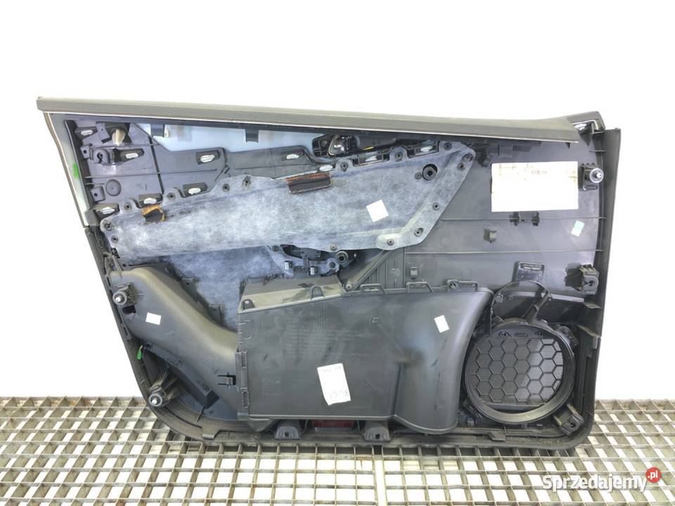 BOCZEK DRZWI PRAWY PRZÓD VW PASSAT B6 Kombi 0511