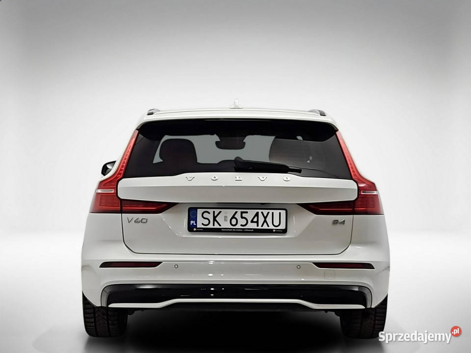 Volvo V60 B4 D Plus Dark aut Z Polskiego Salonu Warszawa sprzedam