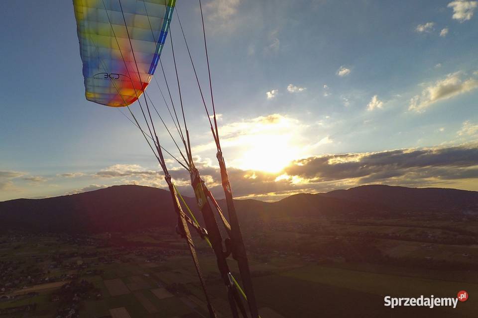 Lot paralotnią w tandemie idealny na każdą Sport i Wypoczynek śląskie