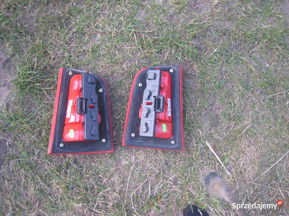 Lampa tylna prawa lewa Skoda Octavia I kombi 97 osobowe Kraków