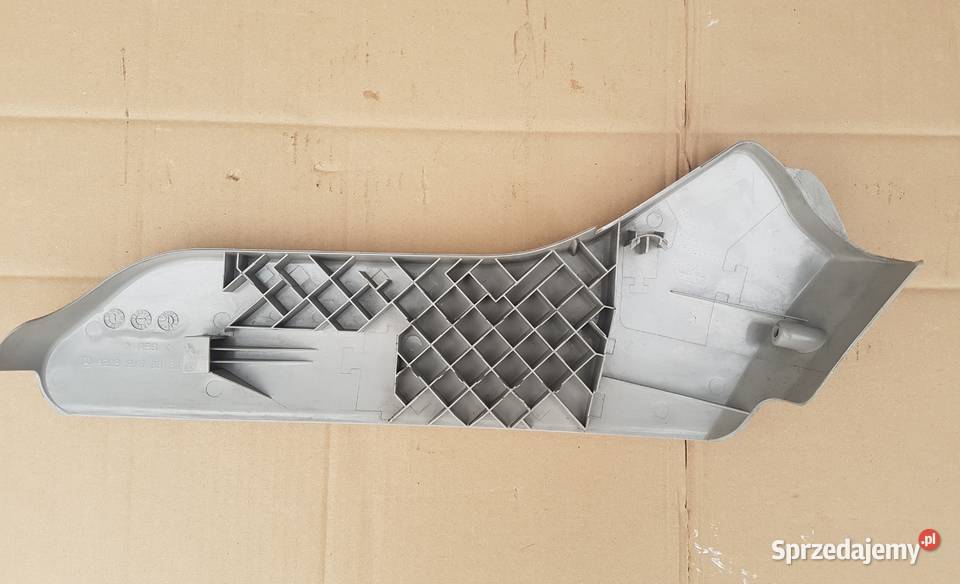 osłona maskownica siedzenia prawego Wyposażenie wnętrza