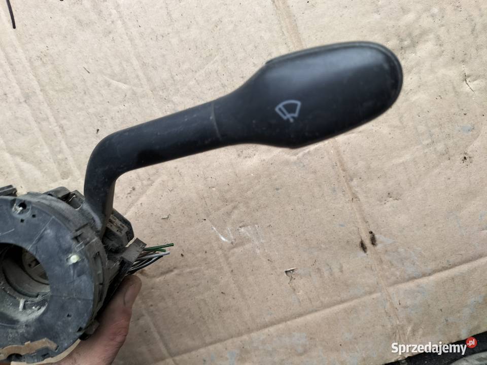 WŁĄCZNIK PRZEŁĄCZNIK KIERUNKOWSKAZÓW POLO 3 Układ elektryczny Kamień-Kolonia sprzedam