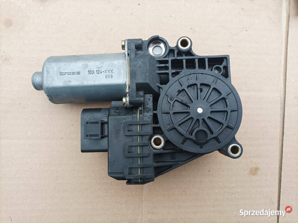 Silniczek szyby Lewy przód bosch 0 130 821 Audi osobowe Lampy tylne Radom