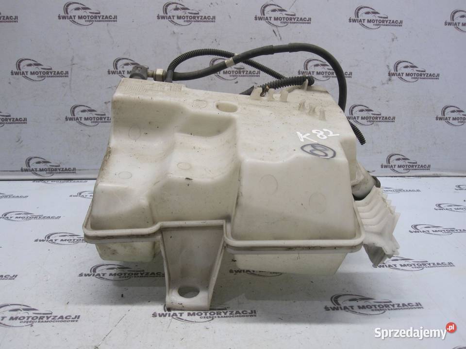 FORD FOCUS MK3 III 13r zbiorniczek spryskiwaczy osobowe