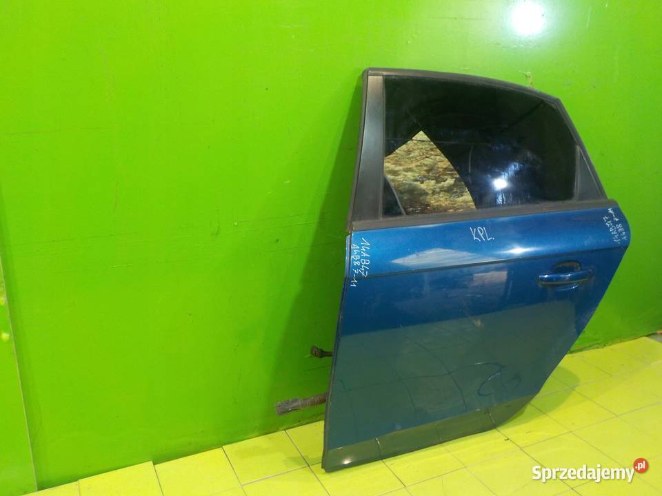 AUDI A4 B8 20 TDI 11r drzwi lewe tyl kompletne Suków
