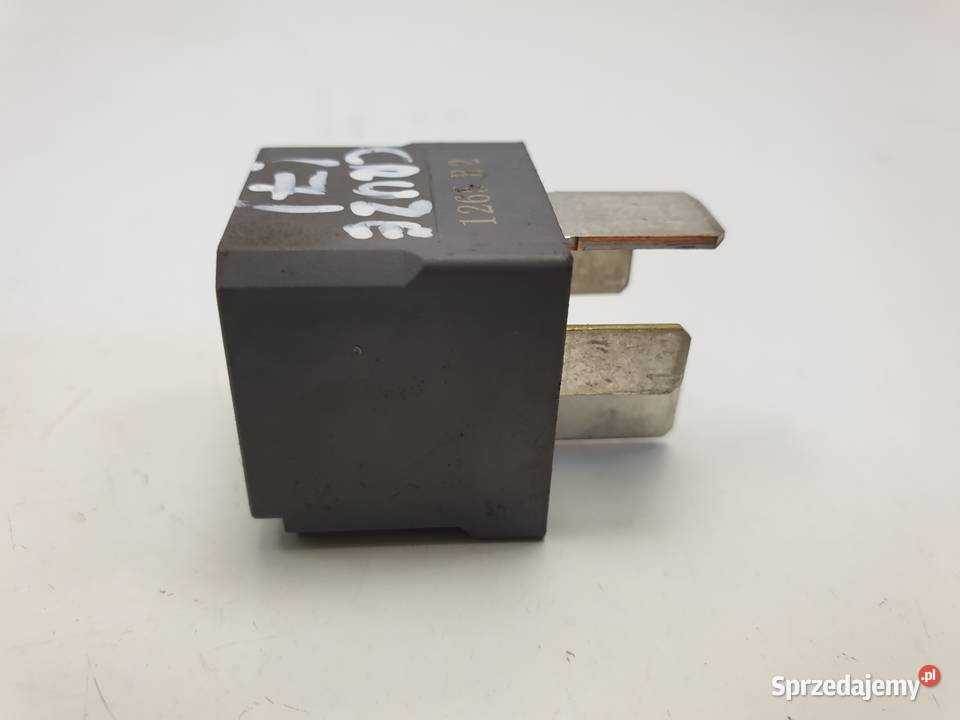 Chevrlet Cruze J305 20 VCDI PRZEKAŹNIK 13500120 Rudka