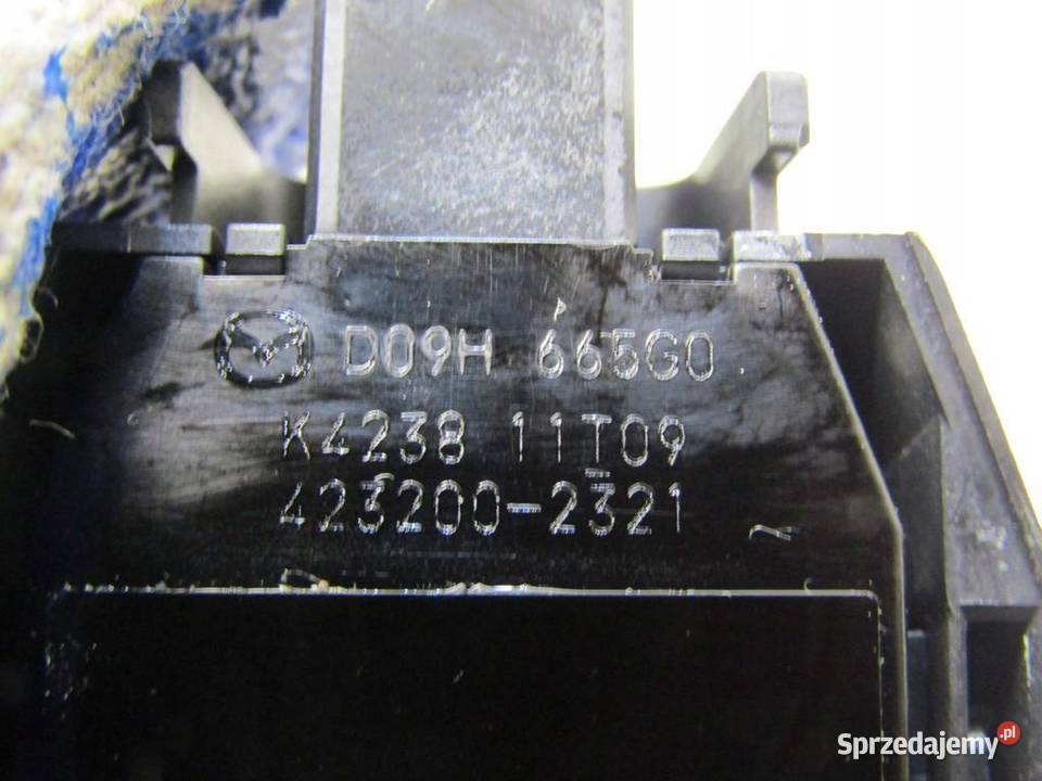 CZUJNIK SENSOR DESZCZU MAZDA CX3 CX3 D09H665G0 osobowe lubelskie