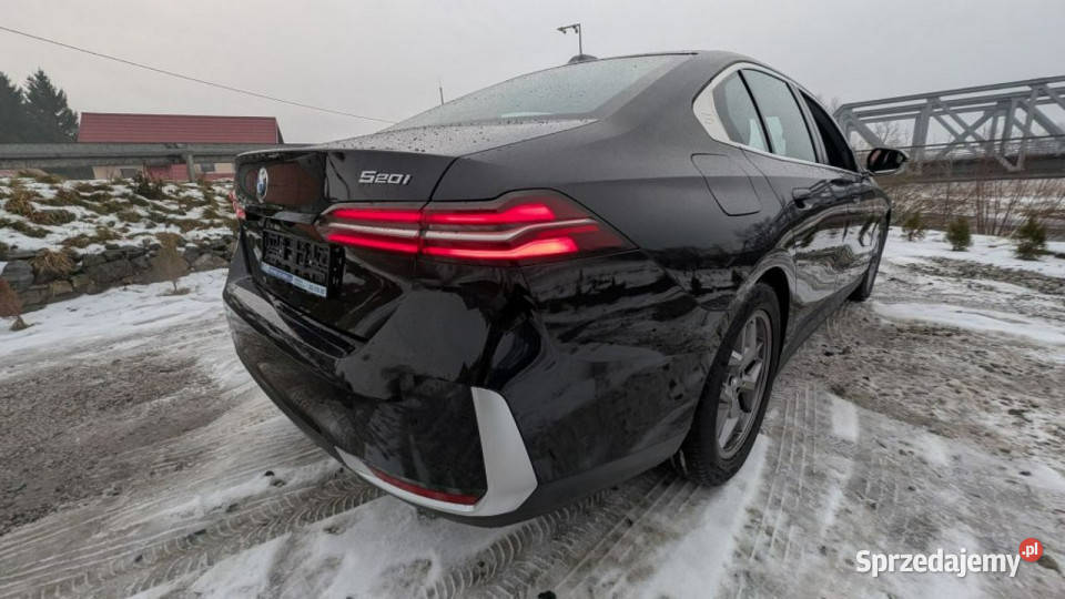 BMW 520 520i G20 G60 2023 czarny Samochody osobowe Kamienna Góra