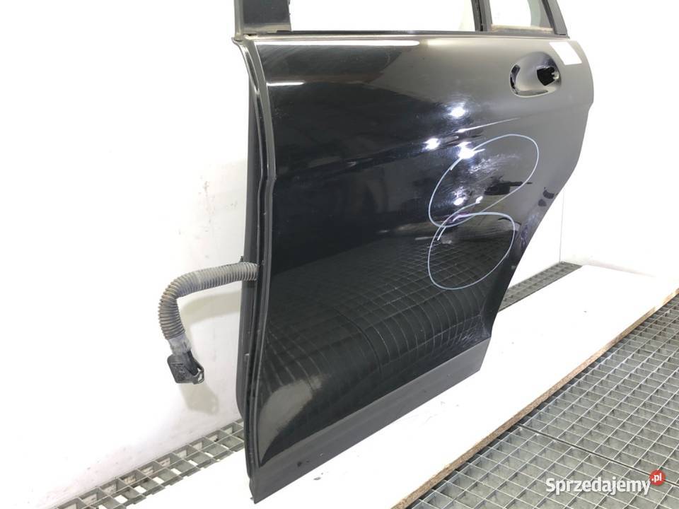 DRZWI LEWY TYŁ MERCEDES W204 Kombi 0715