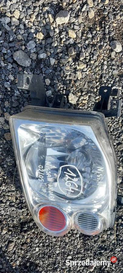 Nissan Navara d22 2002 2003 2004 2005 lampa lewa Byków