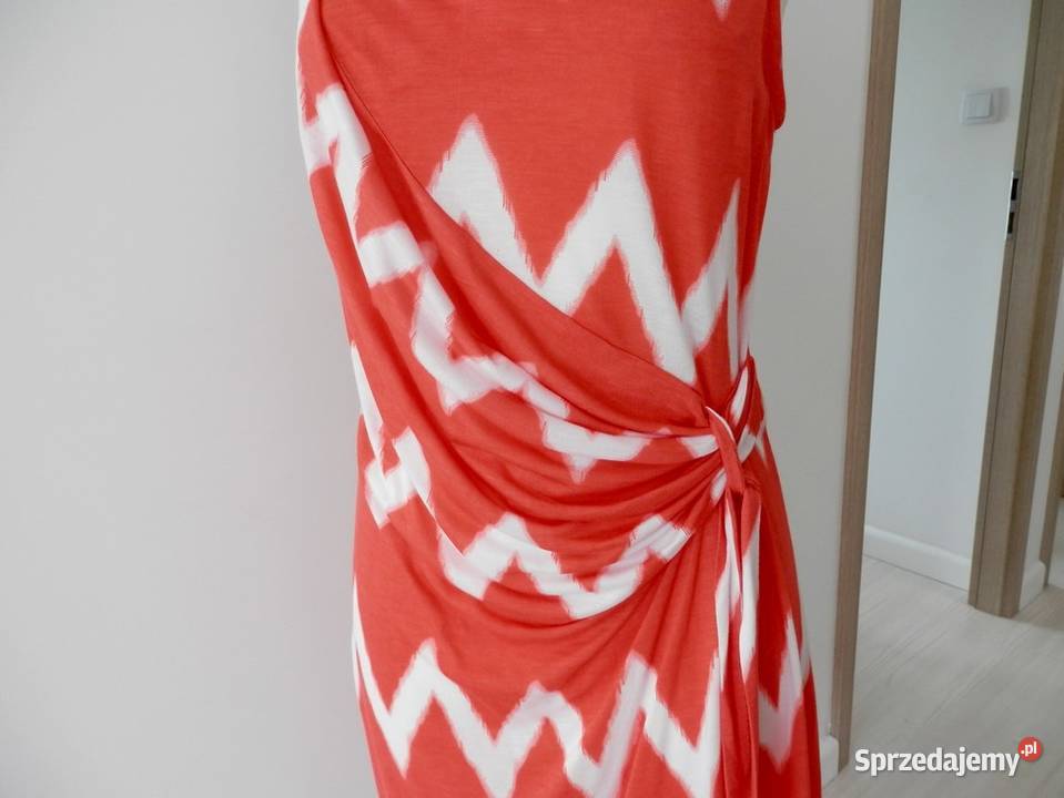 Sukienka Wizytowa Dopasowana Drapowana Koralowa Ołówkowa  Moda i Styl Łomża sprzedam