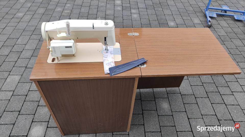 Maszyna domowa Produkcja wielkopolskie Podrzecze sprzedam